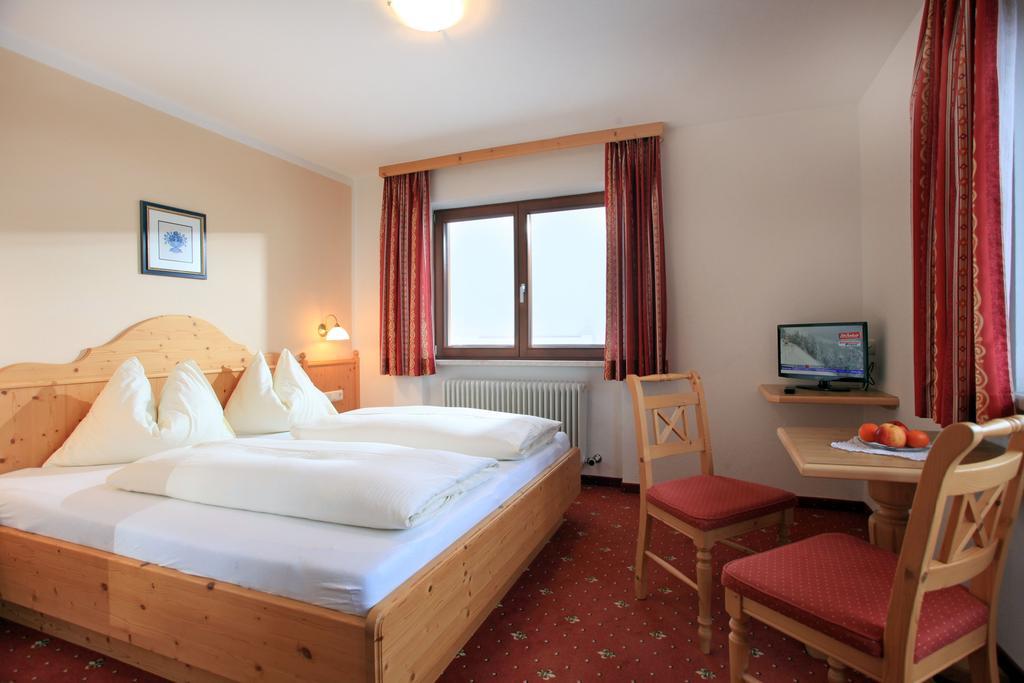 Fruehstueckspension Samerhof Westendorf Rom bilde